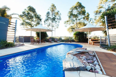 Majestic Oasis Apartments - Sunshine Coast Guide 1