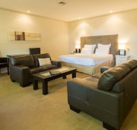 Beau Monde International - Sunshine Coast Guide