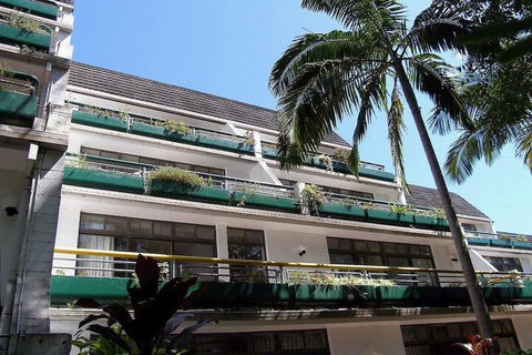 Palm Court Noosa - Sunshine Coast Guide 2