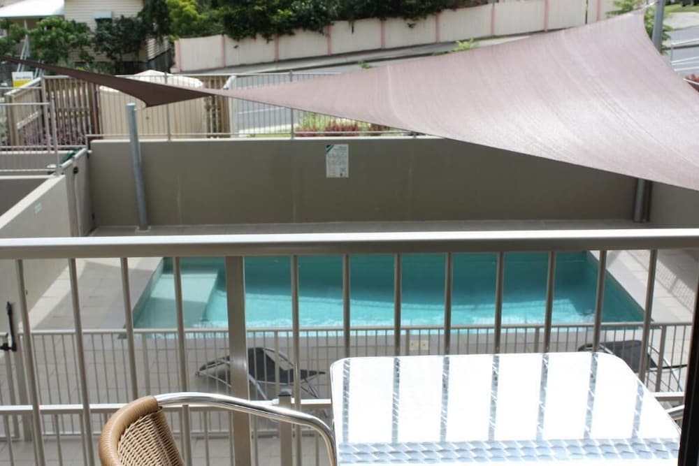 Glen Eden QLD Sunshine Coast Guide