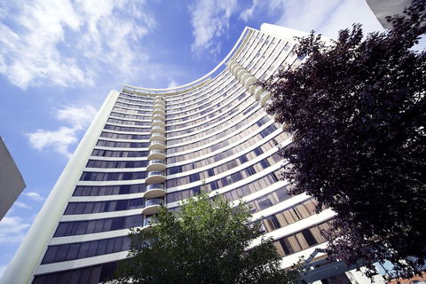 BreakFree Capital Tower - Sunshine Coast Guide 0
