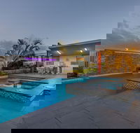Platinum International - Sunshine Coast Guide