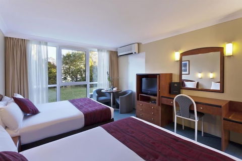 Alpine Motor Inn - Sunshine Coast Guide 4