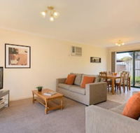 Mount Waverley Townhouses - Sunshine Coast Guide