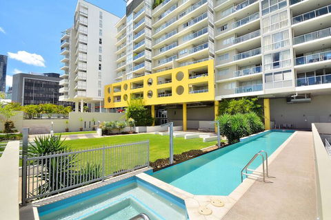 Oxygen Apartments - Sunshine Coast Guide 5