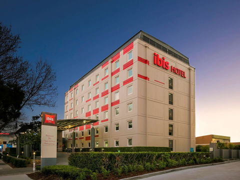 Ibis Sydney Airport - Sunshine Coast Guide 2
