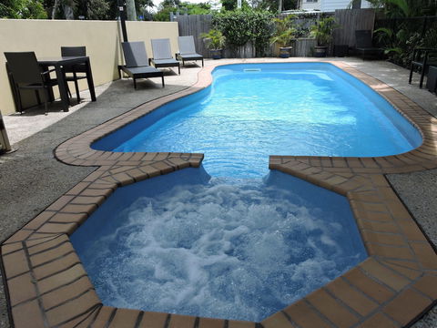 Best Western Airport 85 Motel - Sunshine Coast Guide 5