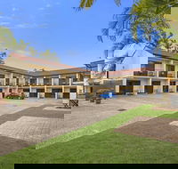 Best Western Airport 85 Motel - Sunshine Coast Guide