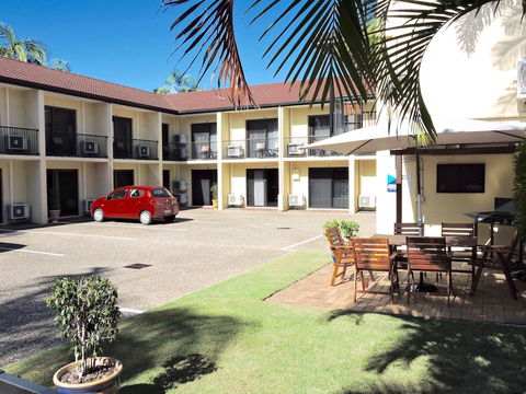 Best Western Airport 85 Motel - Sunshine Coast Guide 2