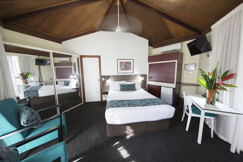 Palms City Resort - Sunshine Coast Guide 6