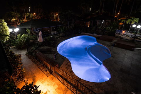 Palms City Resort - Sunshine Coast Guide 3