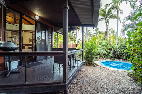 Palms City Resort - Sunshine Coast Guide 5