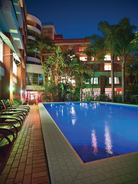 Adina Apartment Hotel Sydney Surry Hills - Sunshine Coast Guide 5
