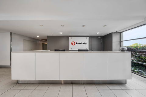 Travelodge Hotel Macquarie North Ryde Sydney - Sunshine Coast Guide 4