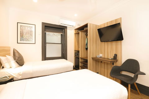 Glenferrie Lodge - Sunshine Coast Guide 6