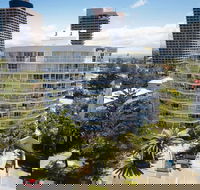 Surf Parade Resort - Sunshine Coast Guide