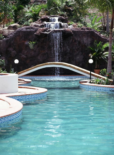 Royal Woods Resort - Sunshine Coast Guide 2