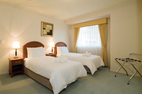 Royal Woods Resort - Sunshine Coast Guide 6