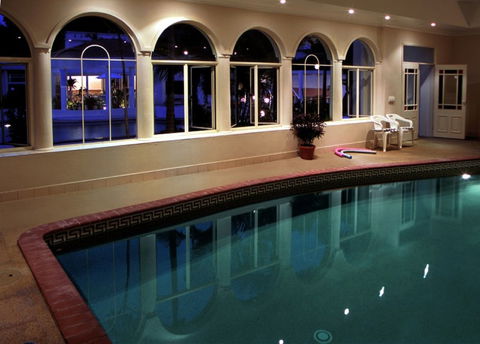 Royal Woods Resort - Sunshine Coast Guide 4