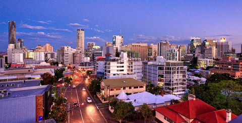 The Summit Apartments - Sunshine Coast Guide 0