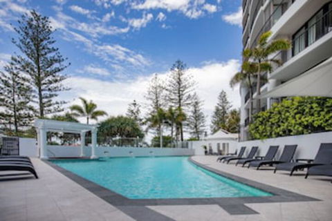 Mantra Coolangatta Beach - Sunshine Coast Guide 0