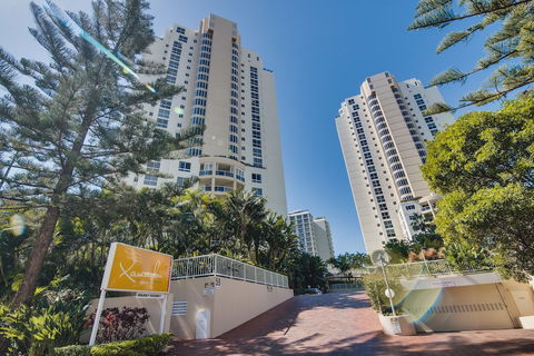 Xanadu Main Beach Resort - Sunshine Coast Guide 0