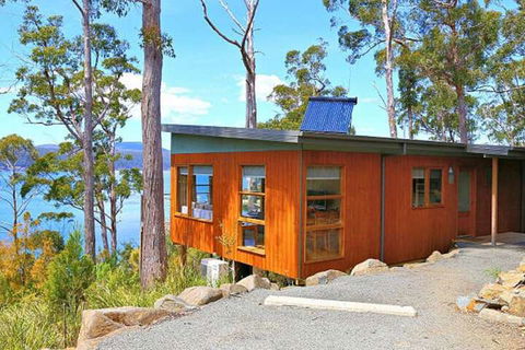 Stewarts Bay Lodge - Sunshine Coast Guide 7