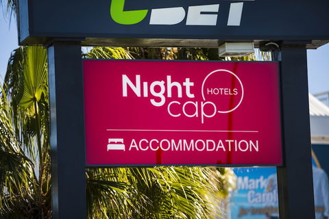 Nightcap At York On Lilydale - Sunshine Coast Guide 0