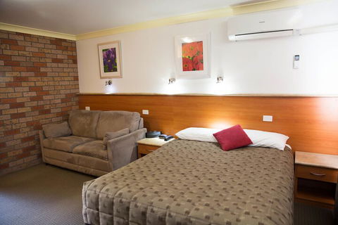 Scone Motor Inn - Sunshine Coast Guide 6