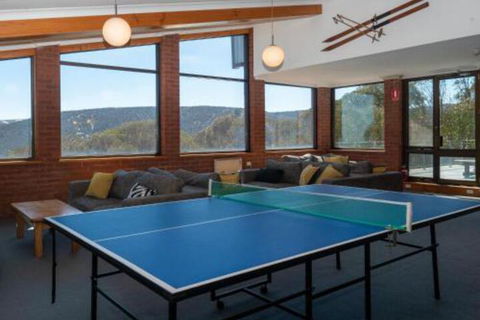 Viking Alpine Lodge - Sunshine Coast Guide 5