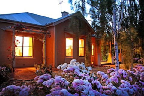 Beauchamp House - Sunshine Coast Guide 0