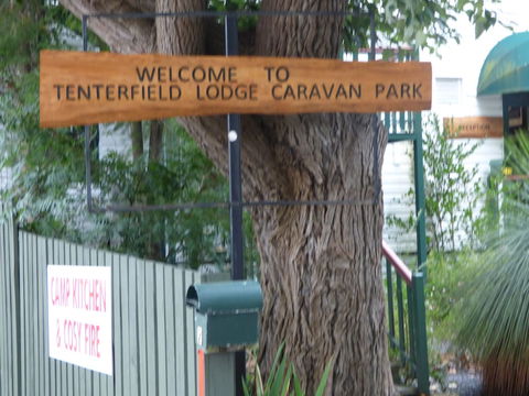 Tenterfield Lodge And Caravan Park - Sunshine Coast Guide 0