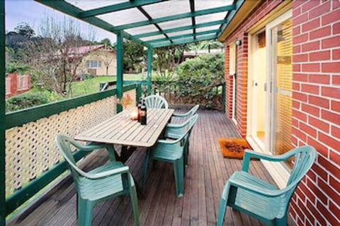 Annie's Escape In Warburton - Sunshine Coast Guide 5