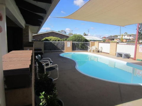 Top Of The Town Motel - Sunshine Coast Guide 6