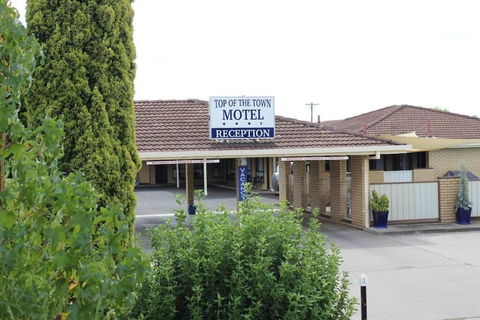 Top Of The Town Motel - Sunshine Coast Guide 5