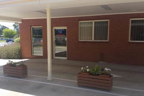 Ararat Southern Cross Motor Inn - Sunshine Coast Guide 1