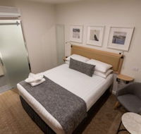 Astor Inn - Sunshine Coast Guide