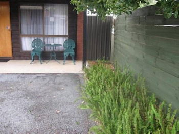 Country Roads Motor Inn Narrandera - Sunshine Coast Guide 1