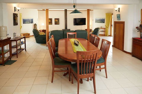 A View Of Mt Warning B&B - Sunshine Coast Guide 3