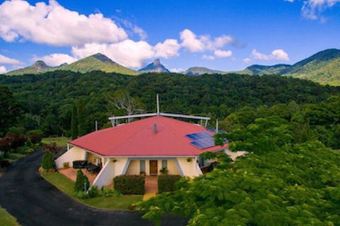 A View Of Mt Warning B&B - Sunshine Coast Guide 0