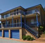 Flat 1 3 Bay Lane - Sunshine Coast Guide
