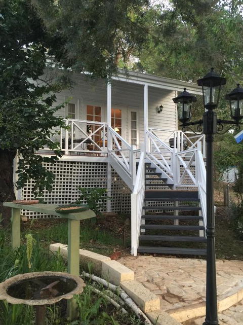 Applegate Lane Chalet - Sunshine Coast Guide 4