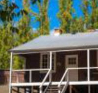 Lewana Cottages - Sunshine Coast Guide