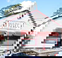 Brooklyn Motel - Sunshine Coast Guide