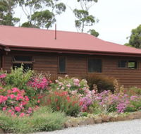 Eagles Roost Farmstay B  B - Sunshine Coast Guide