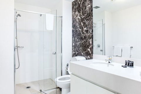 DD Apartments On Sussex - Sunshine Coast Guide 5