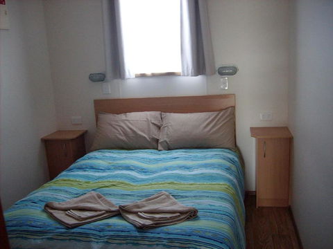 Jackos Holiday Cabins - Sunshine Coast Guide 6