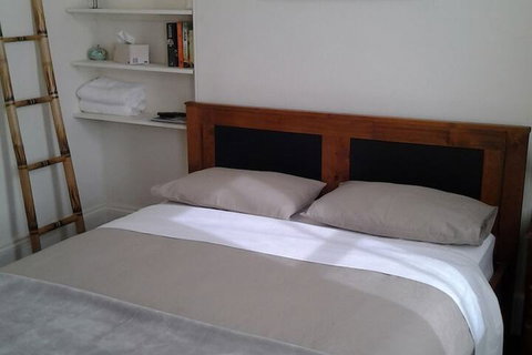 The Merton Hotel - Sunshine Coast Guide 4