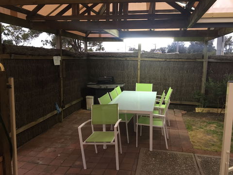 Abel Tasman Waterfront Motel - Sunshine Coast Guide 6