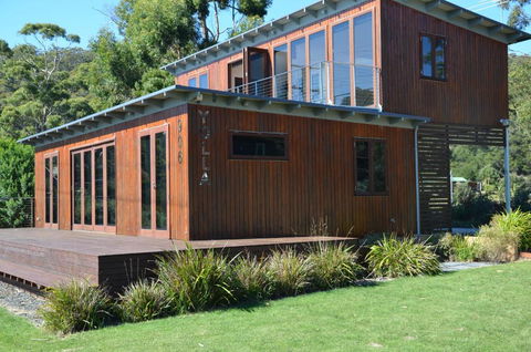 Yolla Beach House - Sunshine Coast Guide 2